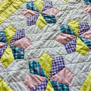 33”x44” Handmade Quilt.
Eight Point Star Quilt.